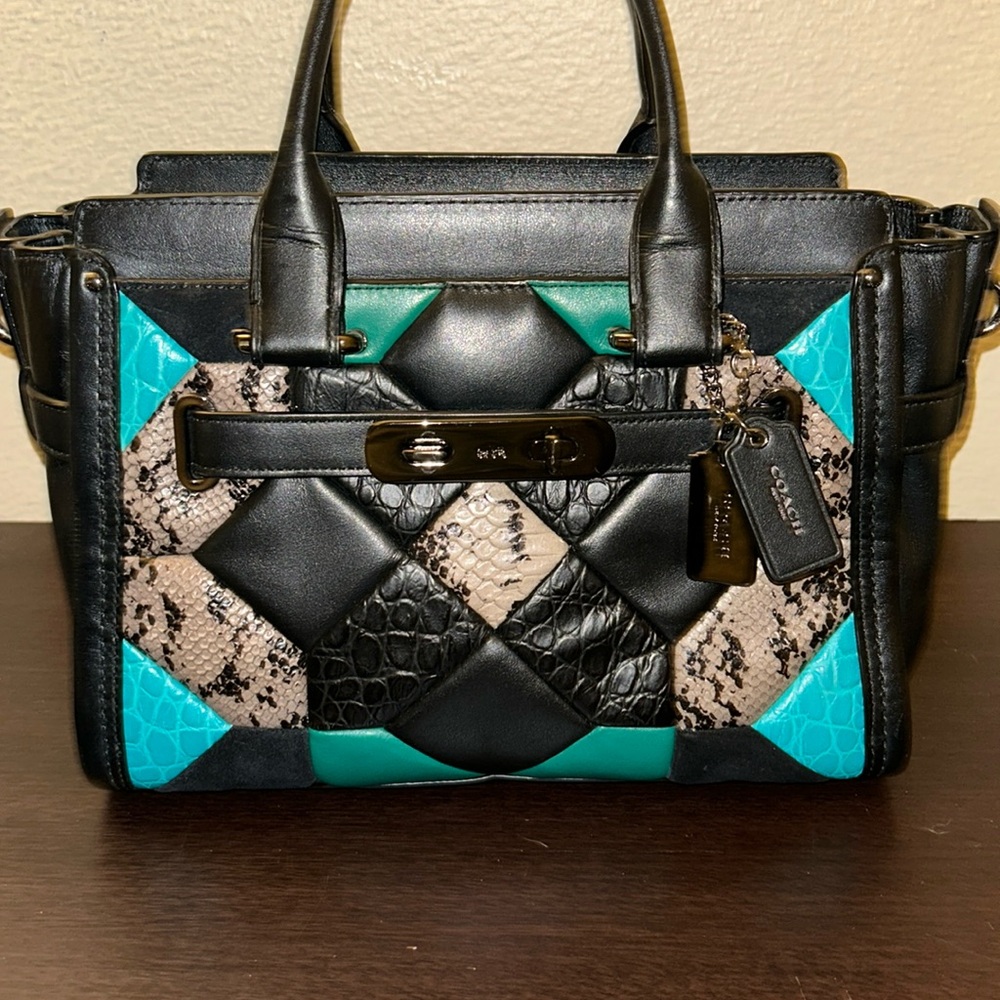 Medium leather coach purse